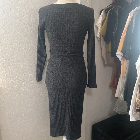 F21 Ribbed Co-Ord Set - Picture 4 of 10